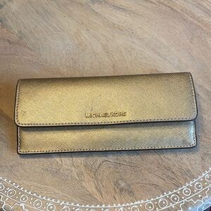 Michael Kors Metallic Gold Wallet